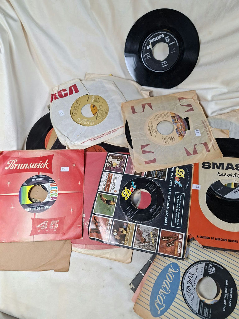Collection of THIRTY Vintage 45 RPM Vinyl Records and Sleeves - image 4 of 6