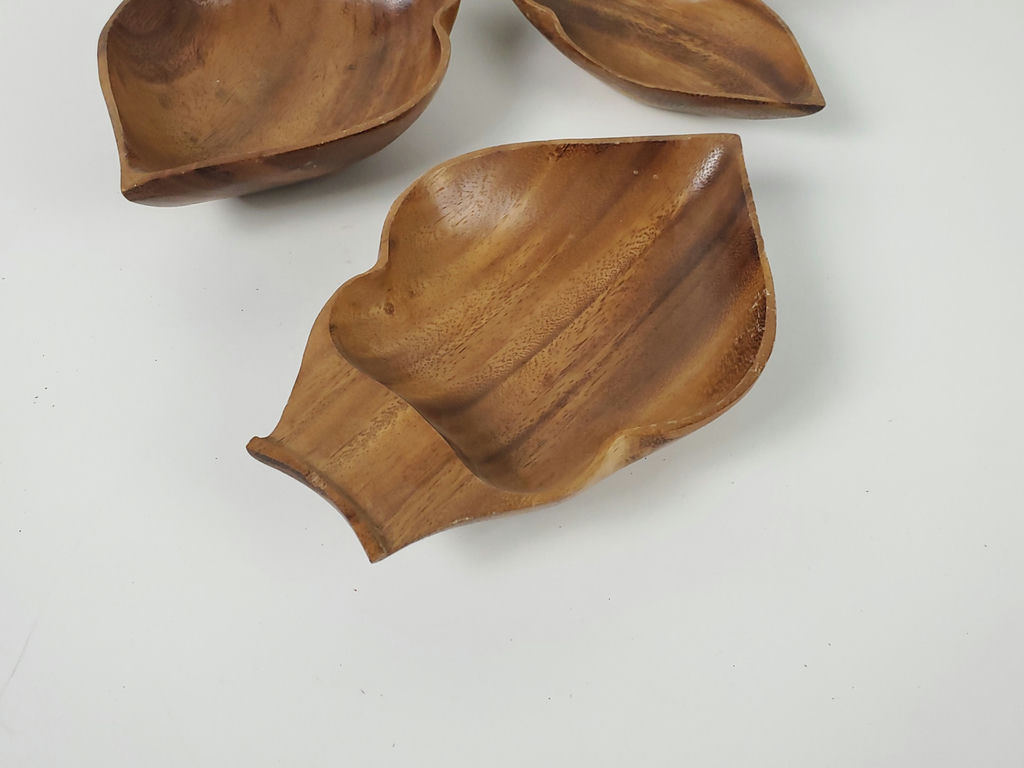 Vintage Mid-Century Monkey Pod Coconut Wood Leaf Serving Bowls - Set of 4 - image 4 of 9