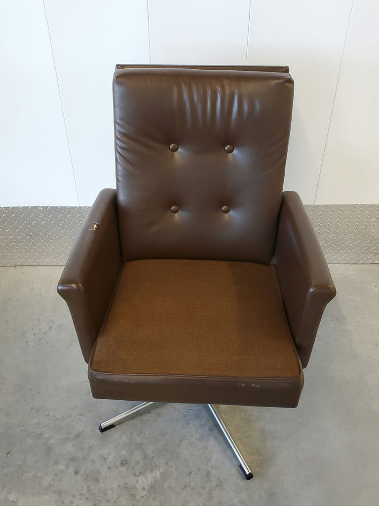 Vintage Mid-Century Brown Faux Leather Swivel Armchair - image 6 of 11