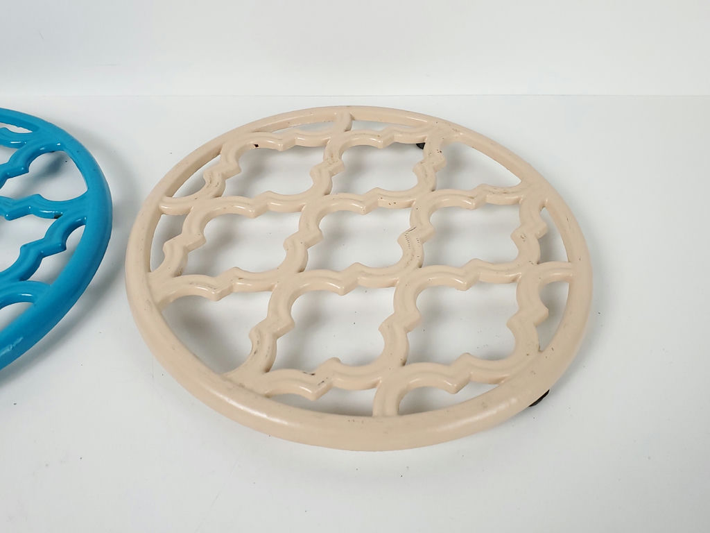 Vintage Home Basics Moroccan Lattice Cast Iron Trivets - Pair - image 4 of 8