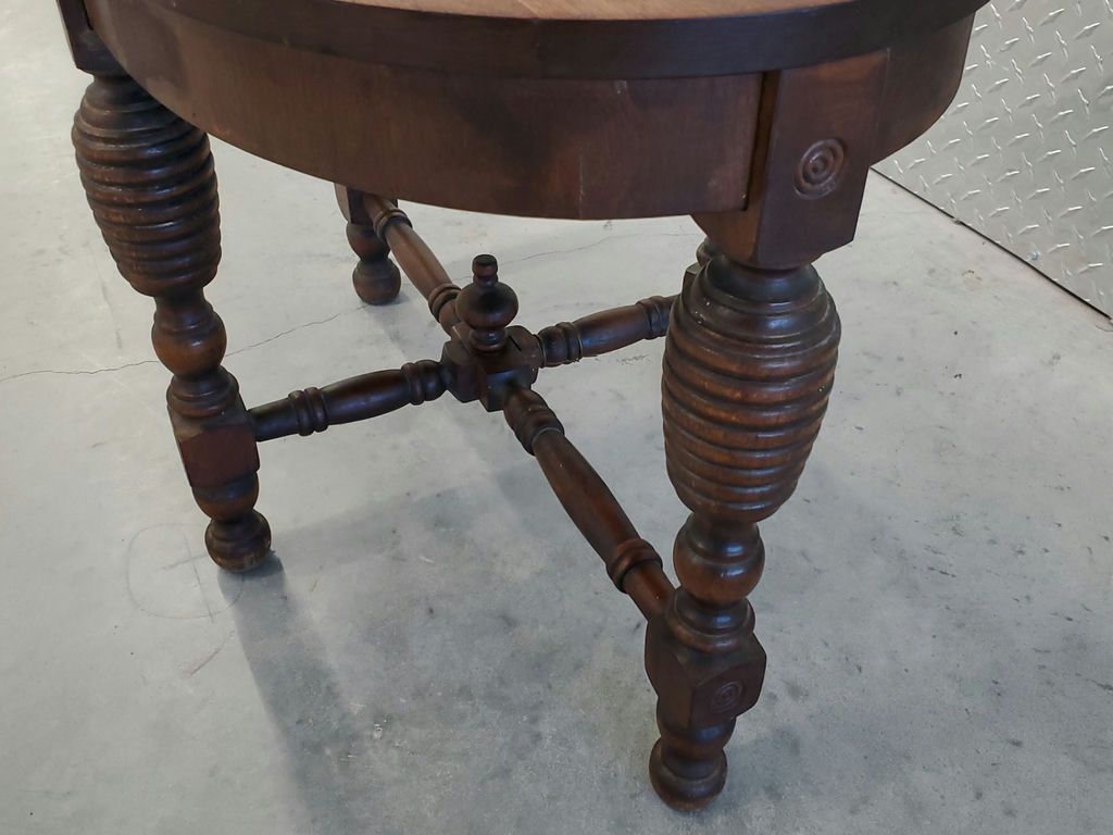 Vintage Antique Style Wooden Oval Side Table with Spindle Legs - image 7 of 13