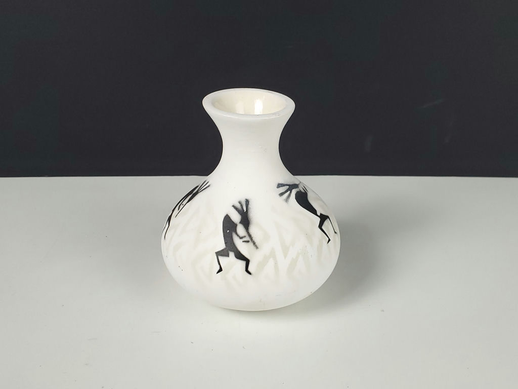 Vintage Cedar Mesa Pottery Navajo Kokopelli Bud Vase Signed J Benally - image 2 of 7