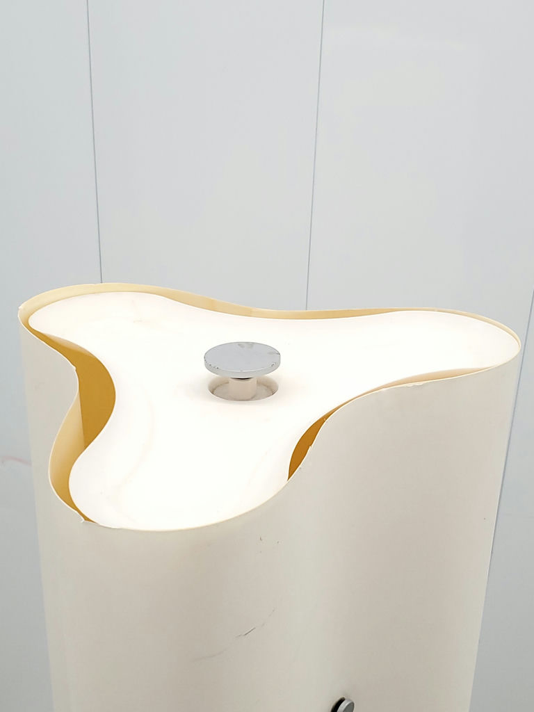 Vintage IKEA Rare Curved Clover Paper Floor Lamp Space Age Decor - image 9 of 18