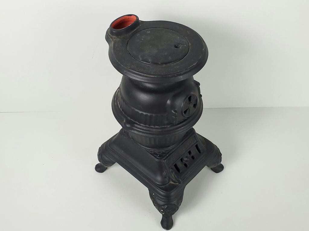 Vintage 1974 Arnels Signed Ceramic Pot Belly Stove Miniature Figurine - image 3 of 14