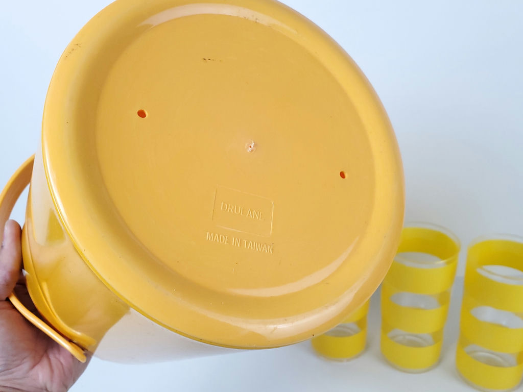 Vintage Drulane Retro Canary Yellow Ice Bucket and Tumbler Set - image 7 of 8