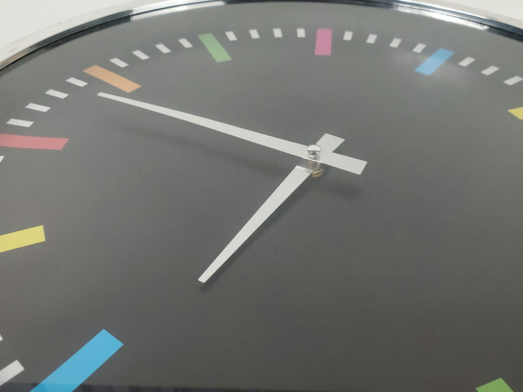 Modern Rainbow Index Polished Chrome Black Face Quartz Wall Clock - image 5 of 11
