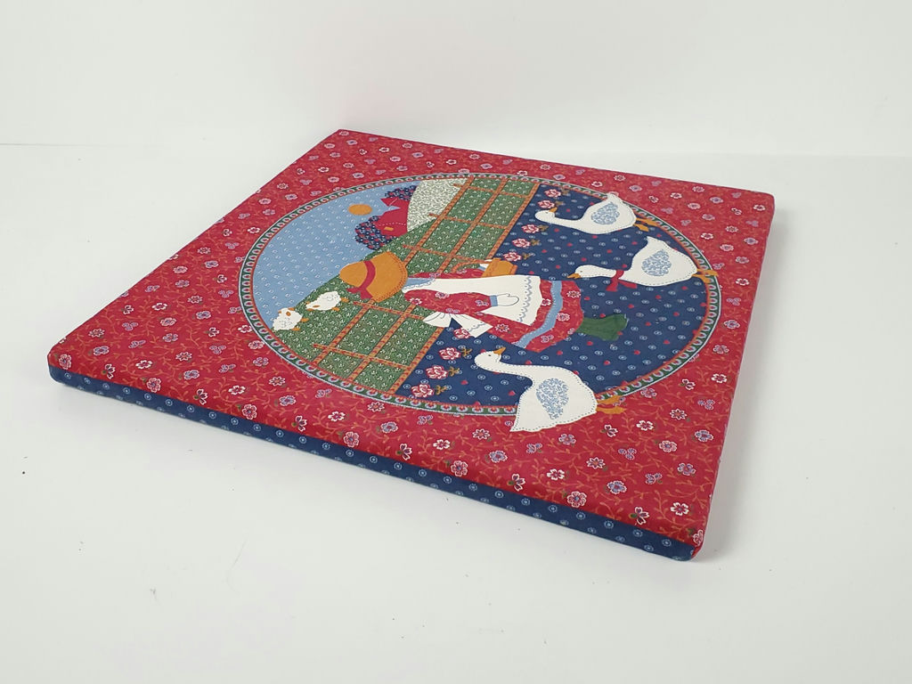 Vintage Sunbonnet Sue Calico Fabric Stretched Wooden Frame Country Wall Art - image 7 of 7