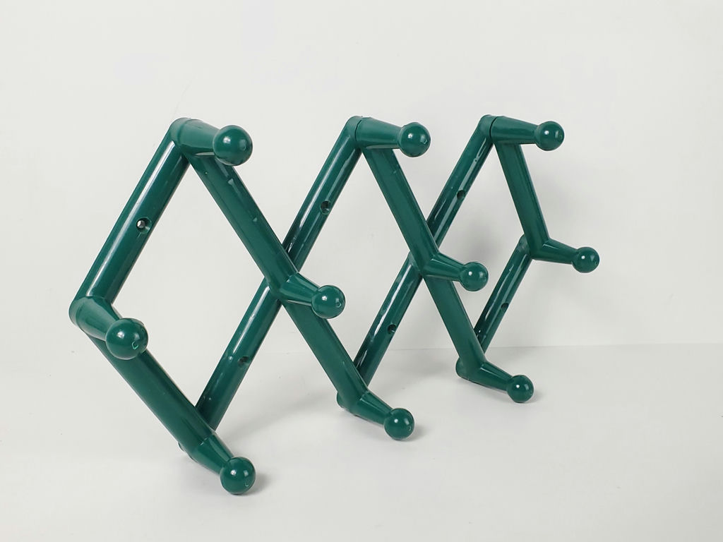 Vintage Memphis Postmodern Plastic Accordion Wall Peg Rack Towel Bar Set - image 6 of 9