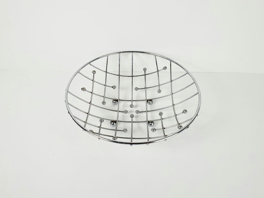 Vintage Mid-Century Atomic Chrome Wire Mesh Fruit Basket Bowl - image 9 of 9