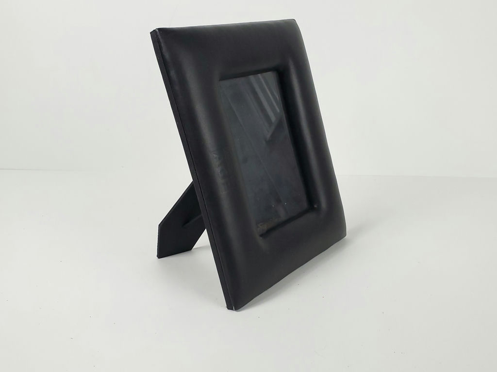 Vintage Y2K Minimalist Black Padded Faux Leather Tabletop Photo Frame - image 3 of 9