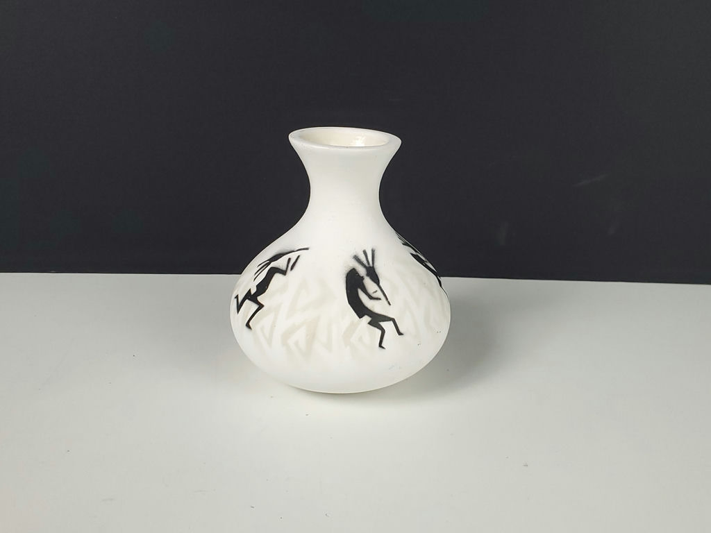 Vintage Cedar Mesa Pottery Navajo Kokopelli Bud Vase Signed J Benally - image 1 of 7