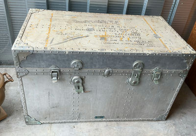Vintage Metal Trunk - Image 1 of 5