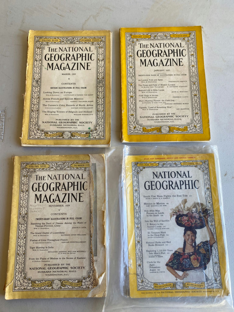 Vintage National Geographic Issues - image 1 of 3