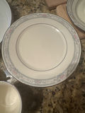 Lenox Charleston Dinner Service for 8 - thumbnail 4 of 7