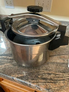 Stainless Steel Pressure Cooker and Stock Pot - image 1 of 2