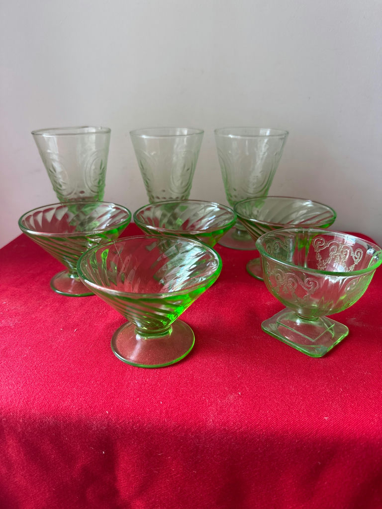 Green glassware set with goblets and coupe bowls - image 1 of 1