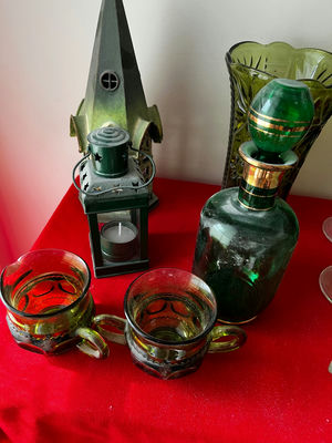 Assorted colored glassware and decorative lanterns - Image 1 of 3