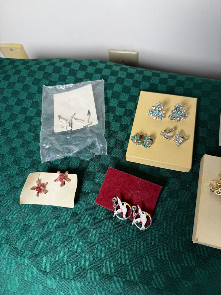 Assorted Clip on Earring Collection - image 3 of 5