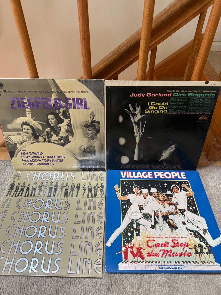 Vintage vinyl LP collection: musicals and soundtracks - image 7 of 7