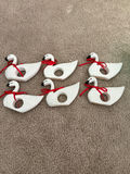 Assorted napkin rings and decorative trinkets - thumbnail 7 of 8