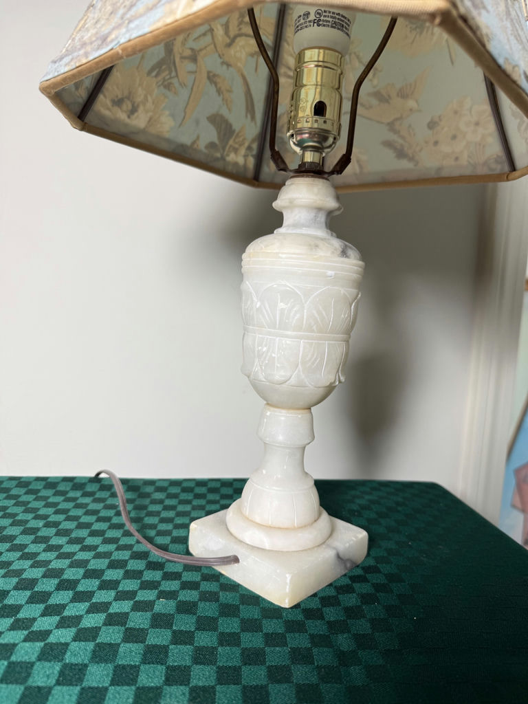 Marble-style table lamp with blue floral shade - image 4 of 7