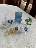Assorted decorative hanging ornaments - thumbnail 16 of 16