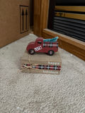 Assorted Christmas Holiday Centerpieces and Wreaths - thumbnail 8 of 8