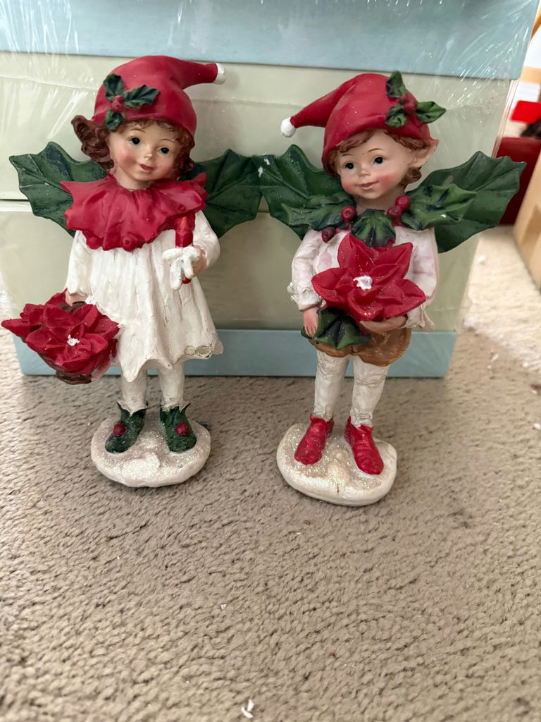 Assorted Christmas Holiday Decor - image 9 of 11
