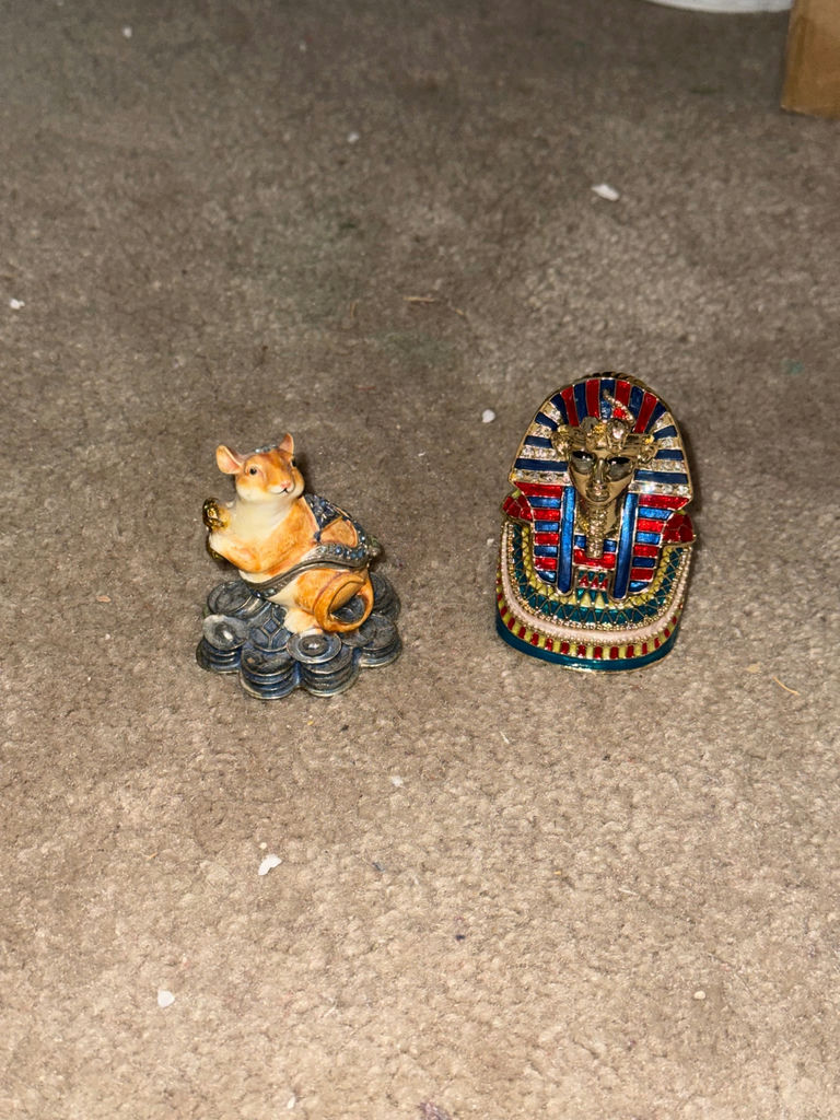 Assorted miniature trinket boxes - image 5 of 7