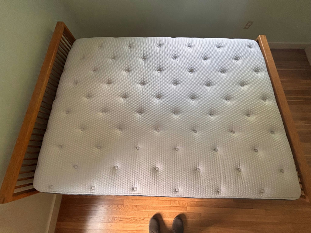 Mission Style Queen Bed - image 7 of 7