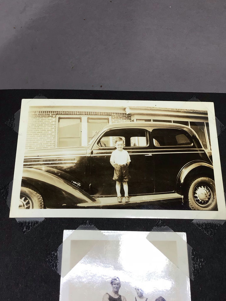 Antique Black & White Photos - image 18 of 25