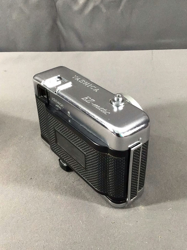 Praktica & Yashica Vintage Film Cameras - image 18 of 24