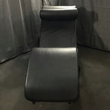 LC4 Leather & Chrome Chaise Lounger - thumbnail 2 of 13