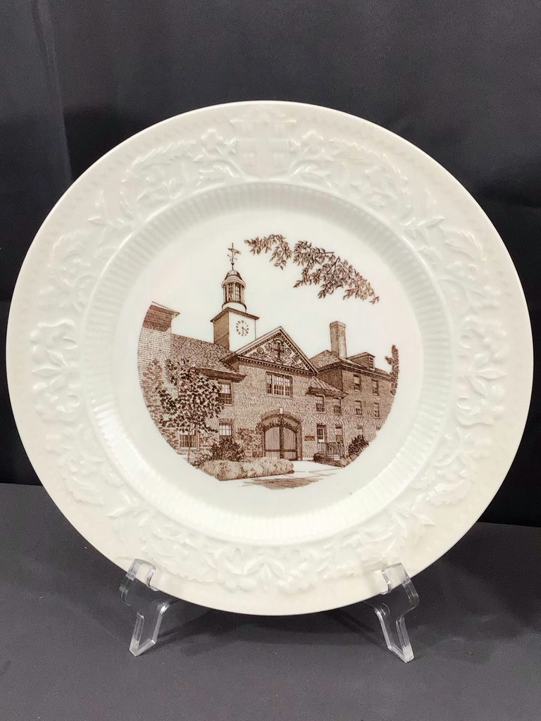 Wedgwood Brown University Collector Plates - image 2 of 7