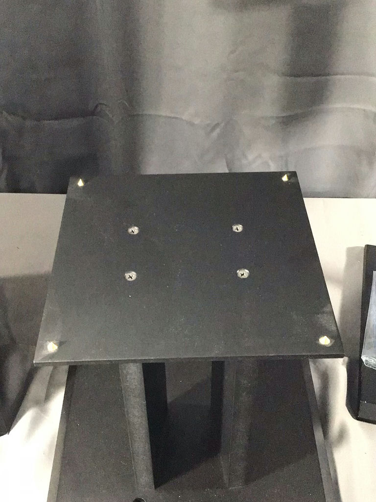 Vintage Bowers & Wilkins DM110i Bookshelf Speakers - image 8 of 9