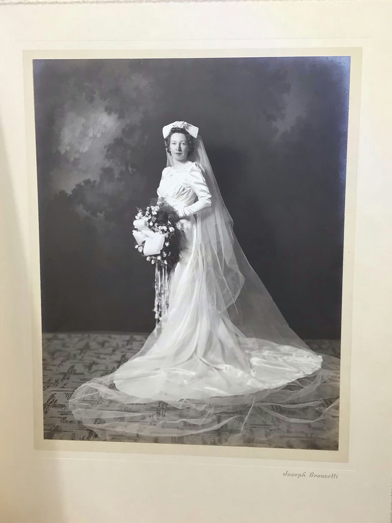Antique Black & White Photos - image 23 of 25