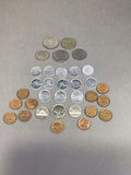 Foreign Money 1860s - 2000s - thumbnail 18 of 22