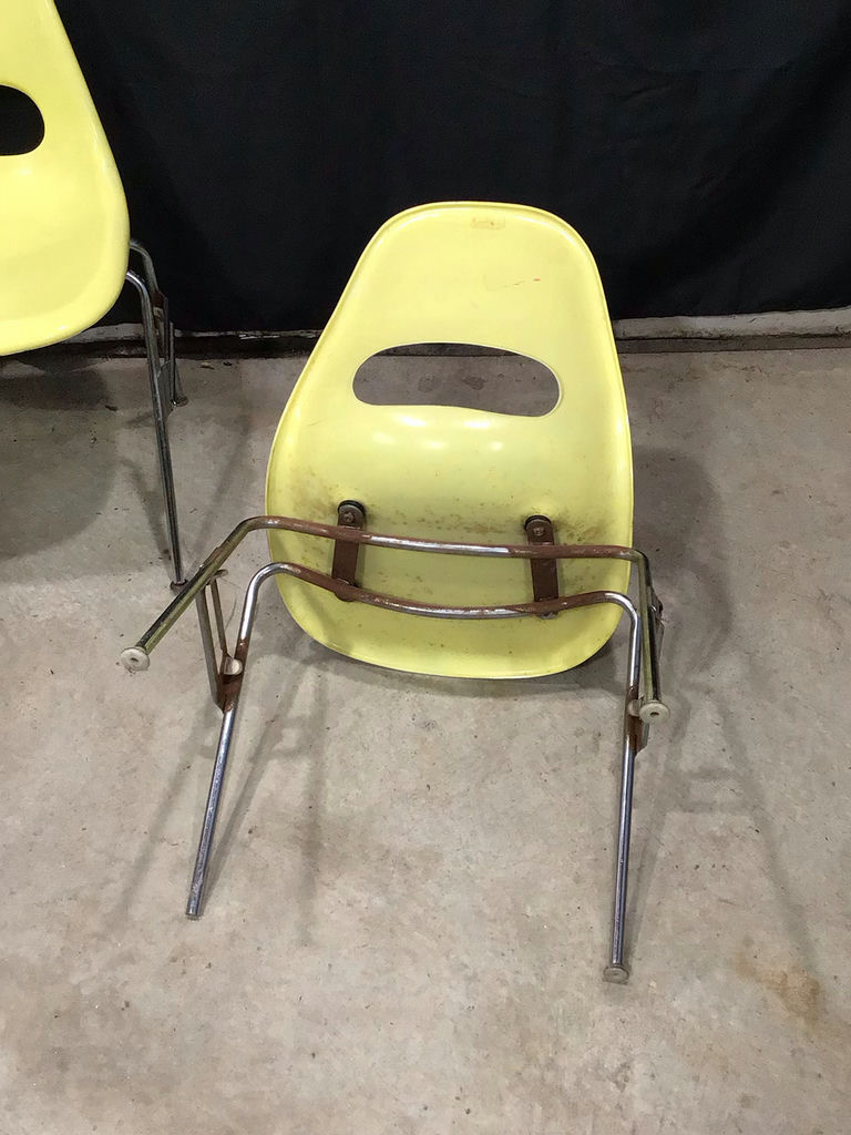 Krueger MCM Fiberglass Chairs - image 7 of 7
