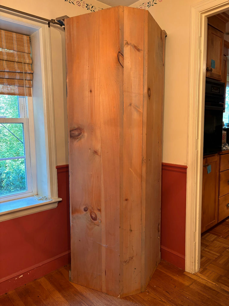 Country Chic Corner Cabinet - image 4 of 4