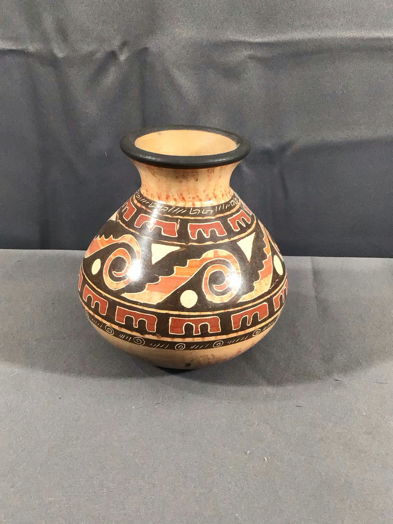 Latin American Pottery - image 8 of 13