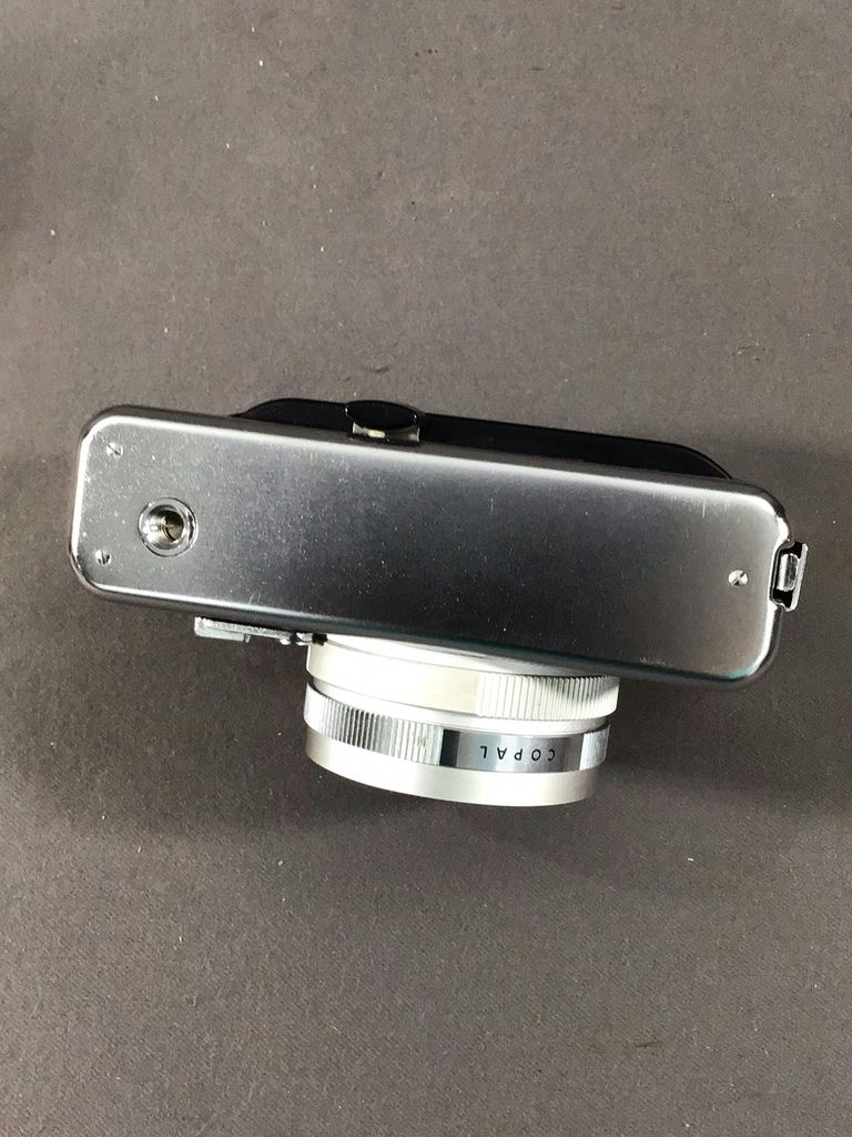 Praktica & Yashica Vintage Film Cameras - image 16 of 24
