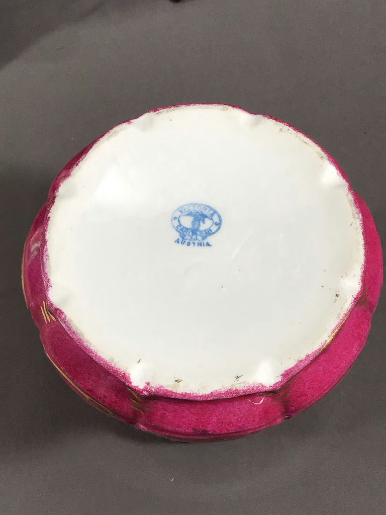 Treasured Antique Ceramics - image 20 of 29