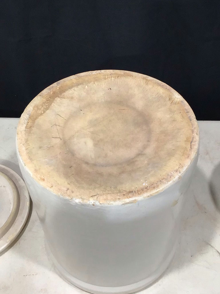 Antique Crocks - image 9 of 10