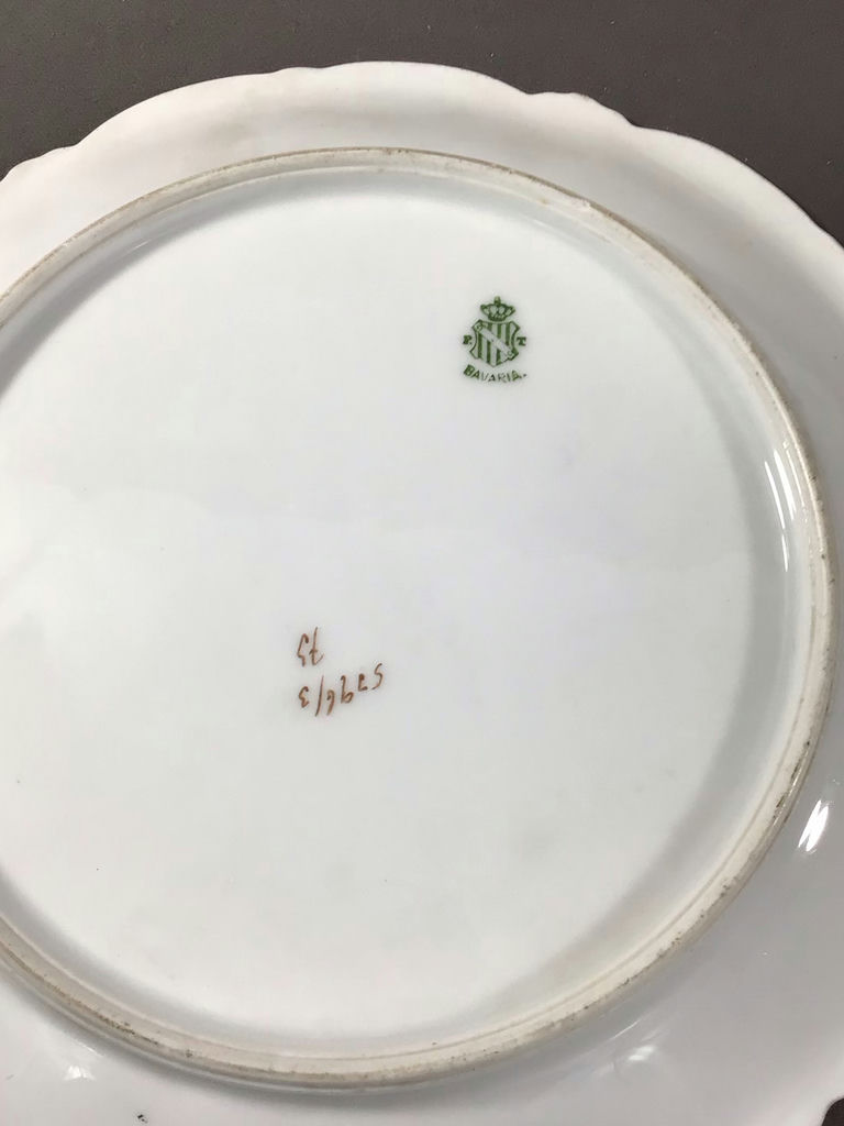 Treasured Antique Ceramics - image 24 of 29