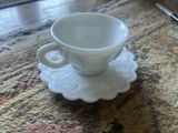 3 Pieces Westmoreland Grapevine Milk Glass Tea Cups Saucers - thumbnail 4 of 11