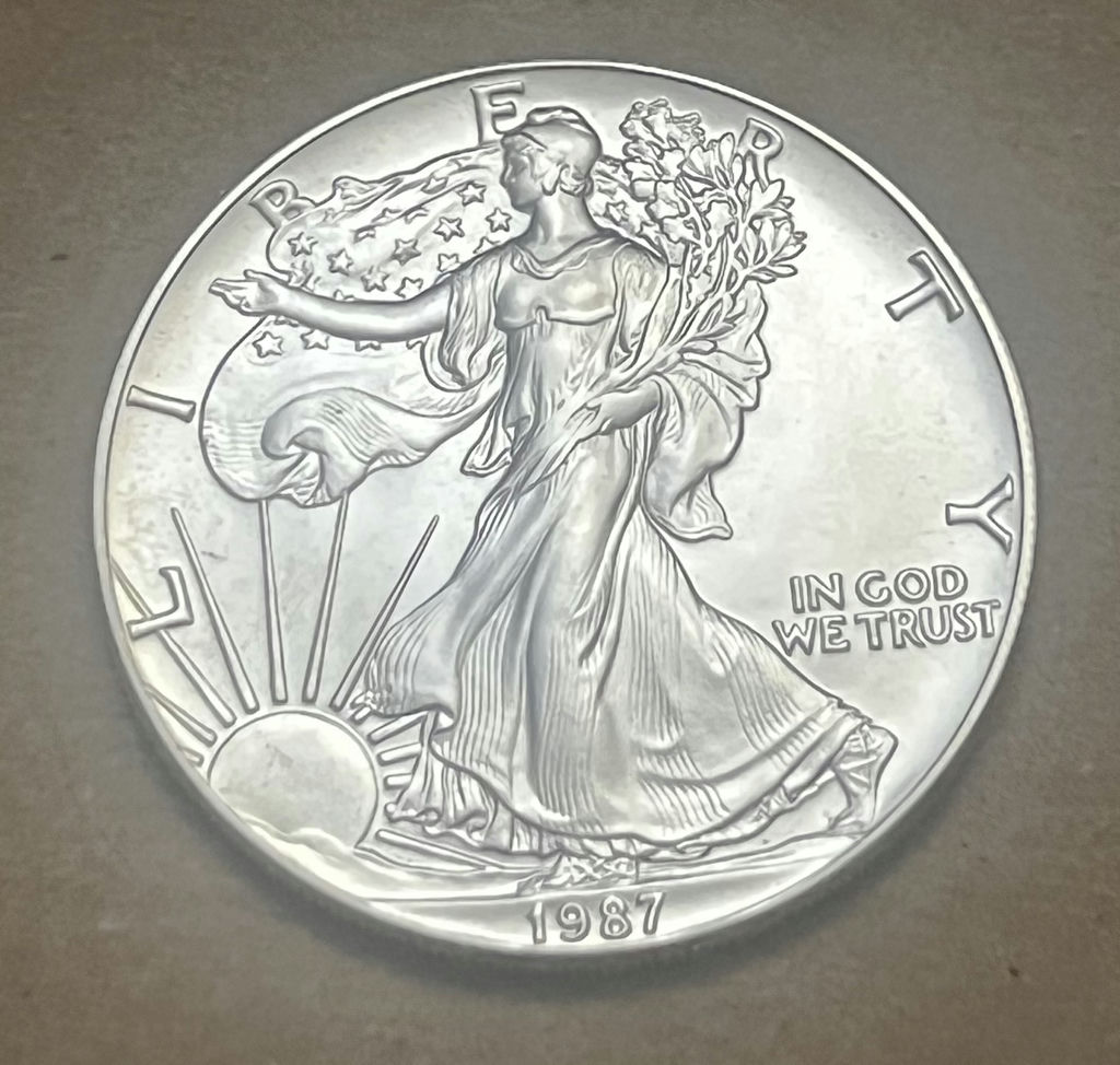 1987 US Mint Silver Eagle High Grade - image 1 of 2