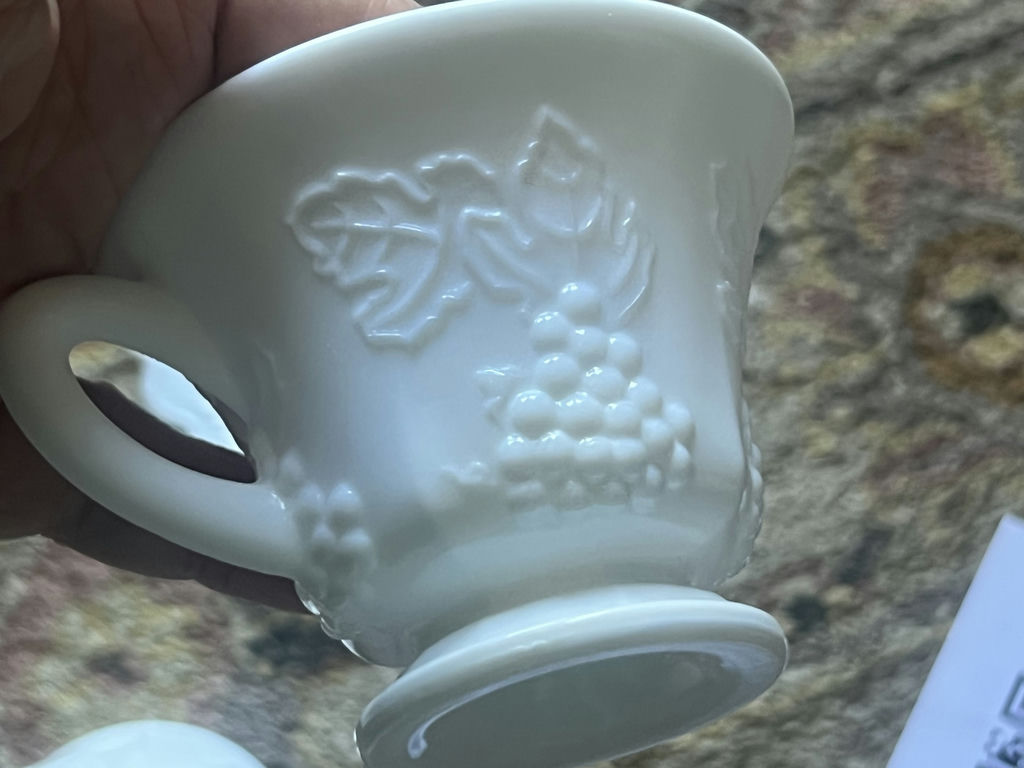 3 Pieces Westmoreland Grapevine Milk Glass Tea Cups Saucers - image 9 of 11