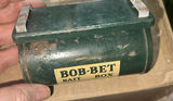 Bob-Bet Green Metal Fishing Bait Worm Box Beaver WI MCM - thumbnail 2 of 6