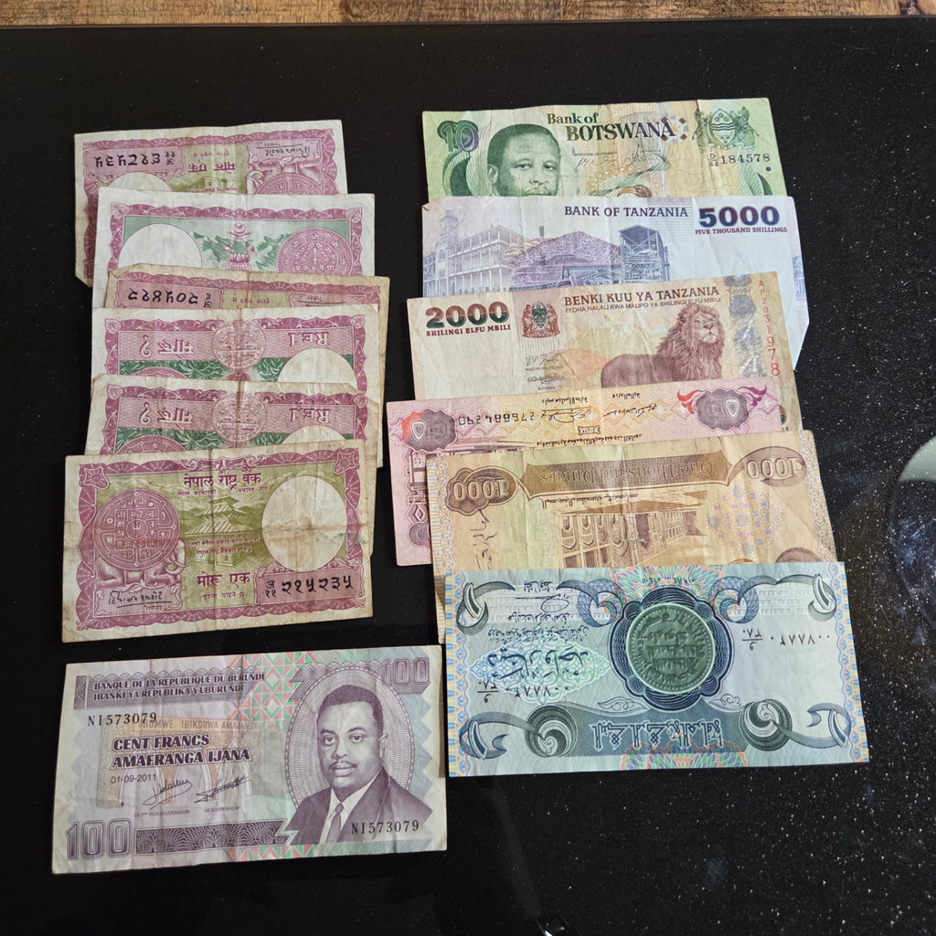 Old Banknotes - image 1 of 2