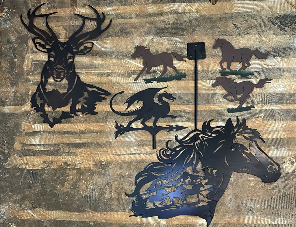 Metal wall art collection: horses, deer, dragon and cross motifs - image 8 of 8